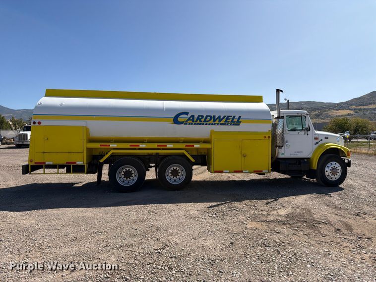 image for item FK4636 1999 International F4900 fuel truck