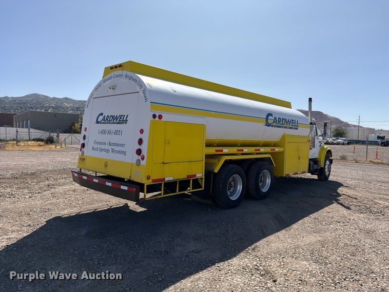 image for item FK4636 1999 International F4900 fuel truck