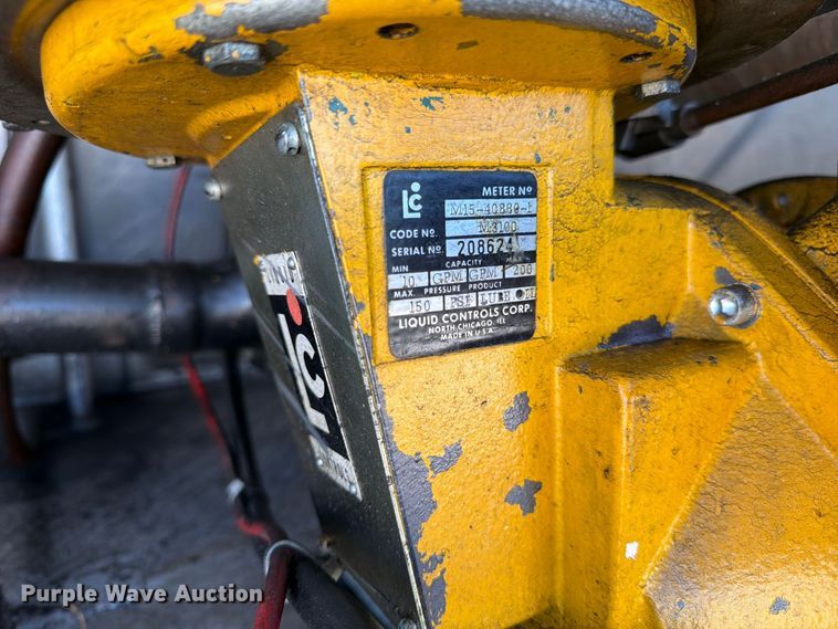 image for item FK4636 1999 International F4900 fuel truck