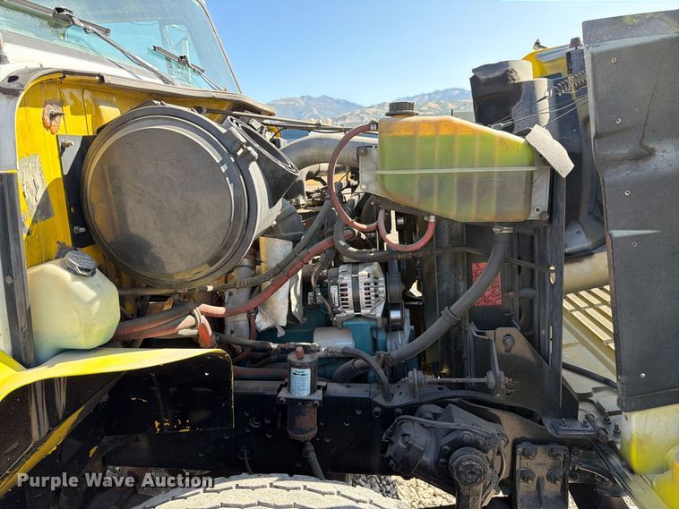 image for item FK4636 1999 International F4900 fuel truck