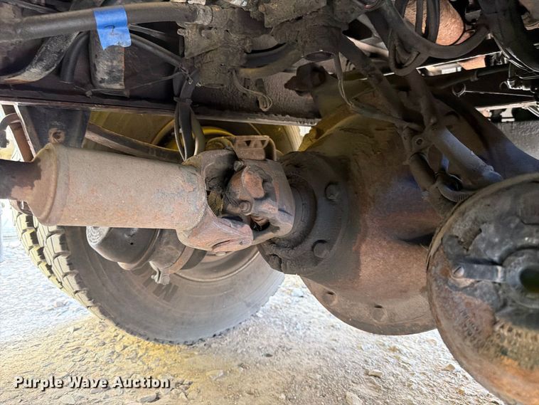 image for item FK4636 1999 International F4900 fuel truck
