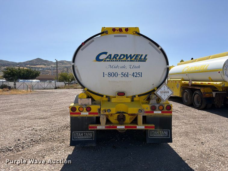 image for item FK4638 2002 Beall fuel trailer
