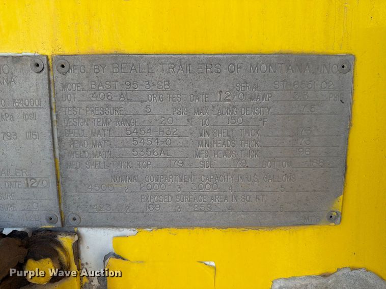 image for item FK4638 2002 Beall fuel trailer