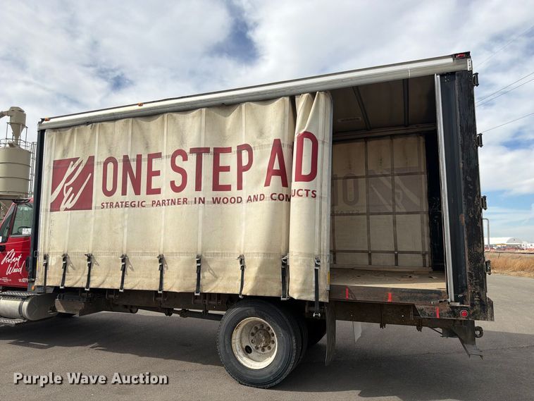 image for item FK4666 2003 International MA025 side curtain box truck