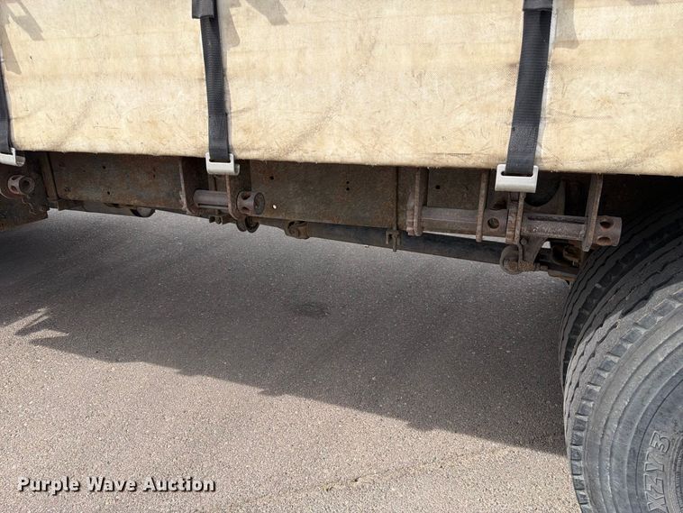 image for item FK4666 2003 International MA025 side curtain box truck