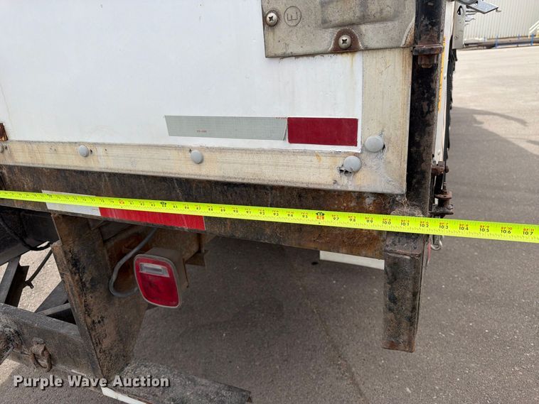 image for item FK4666 2003 International MA025 side curtain box truck
