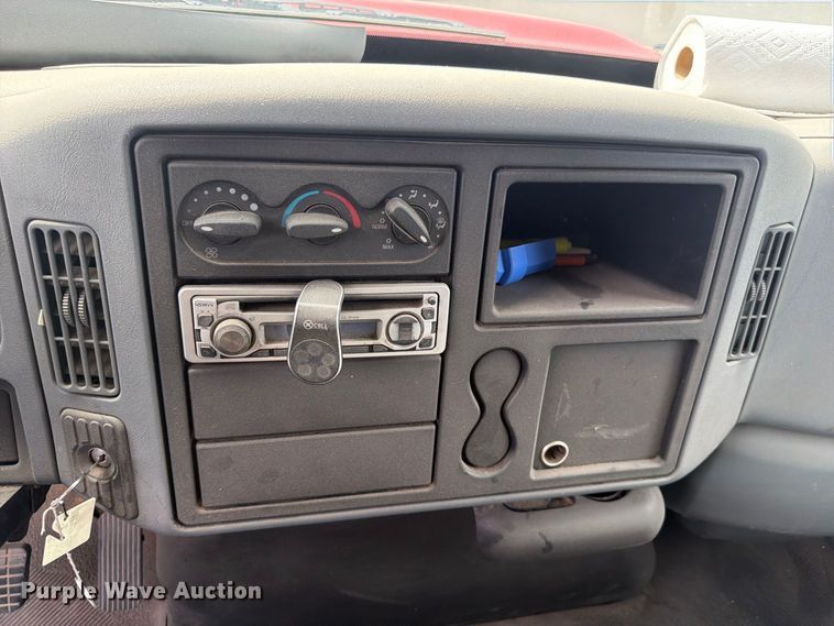 image for item FK4666 2003 International MA025 side curtain box truck