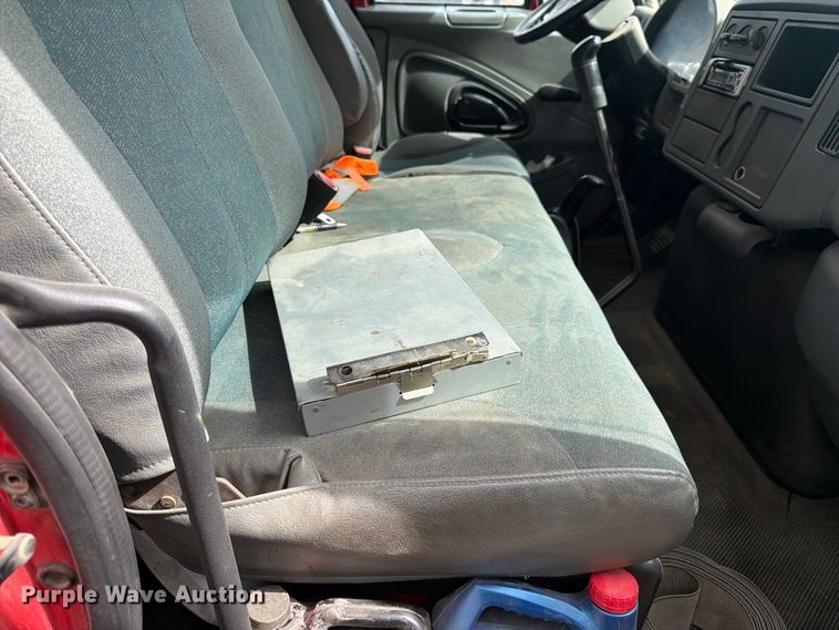 image for item FK4666 2003 International MA025 side curtain box truck