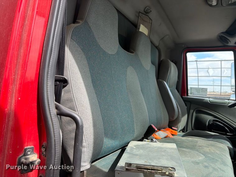 image for item FK4666 2003 International MA025 side curtain box truck