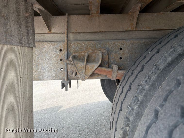 image for item FK4666 2003 International MA025 side curtain box truck