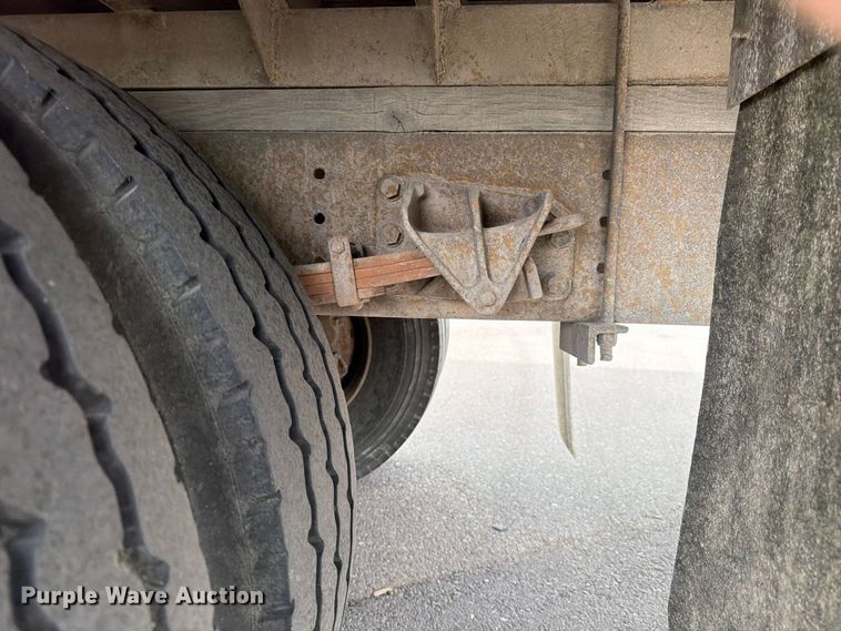 image for item FK4666 2003 International MA025 side curtain box truck