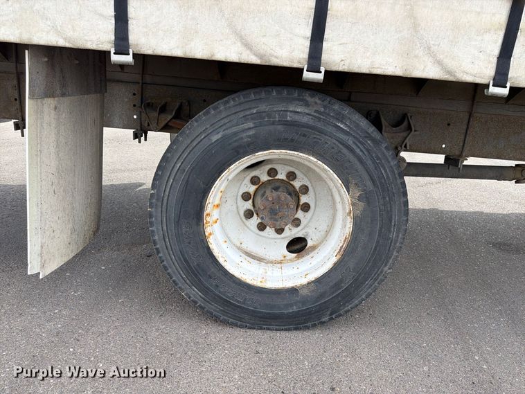 image for item FK4666 2003 International MA025 side curtain box truck