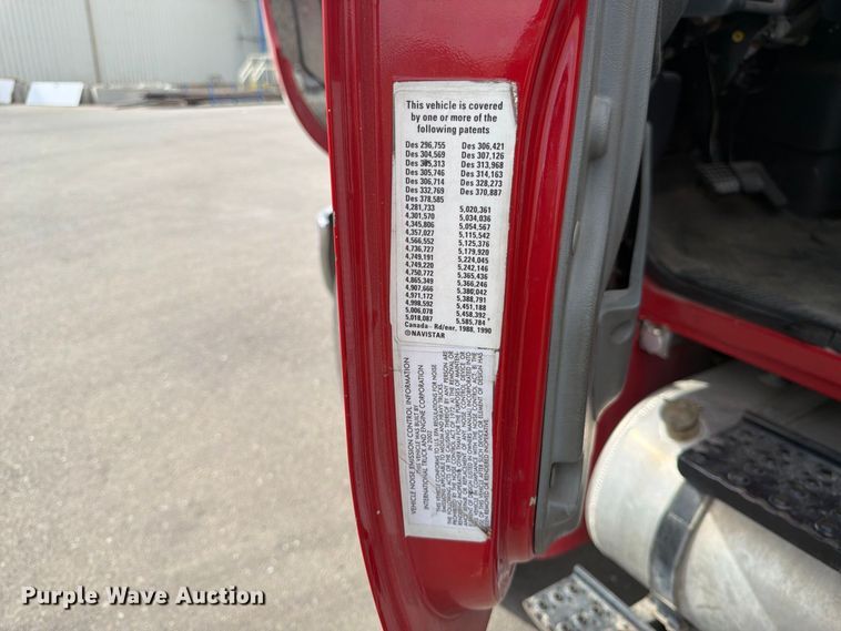 image for item FK4666 2003 International MA025 side curtain box truck