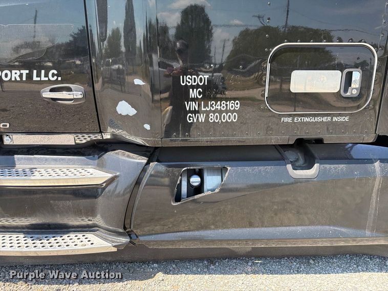 image for item FK5066 2020 Kenworth T680 semi truck