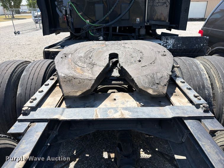 image for item FK5066 2020 Kenworth T680 semi truck