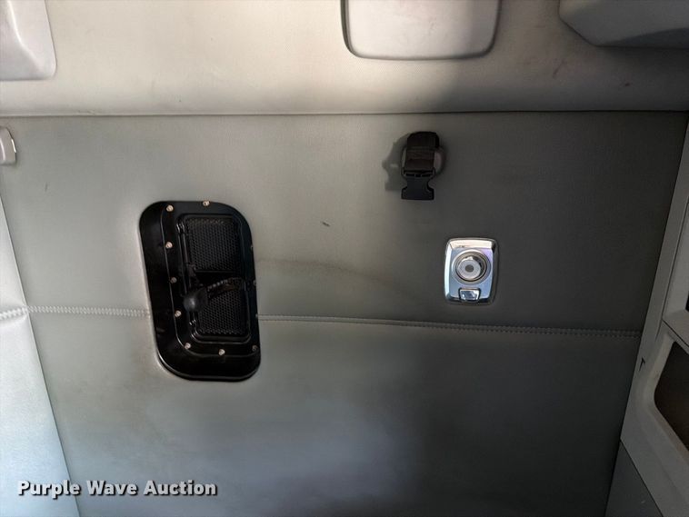 image for item FK5066 2020 Kenworth T680 semi truck
