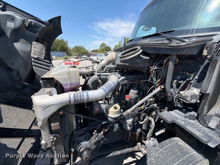 image for item FK5066 2020 Kenworth T680 semi truck