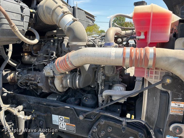 image for item FK5066 2020 Kenworth T680 semi truck