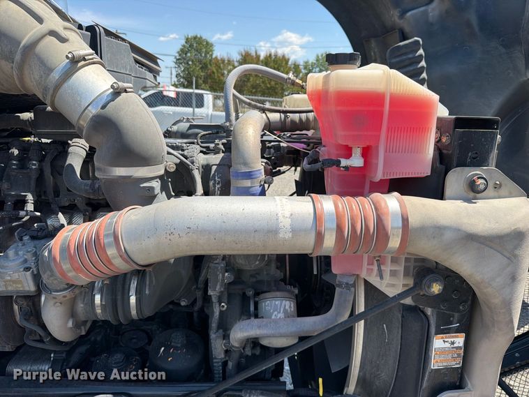 image for item FK5066 2020 Kenworth T680 semi truck