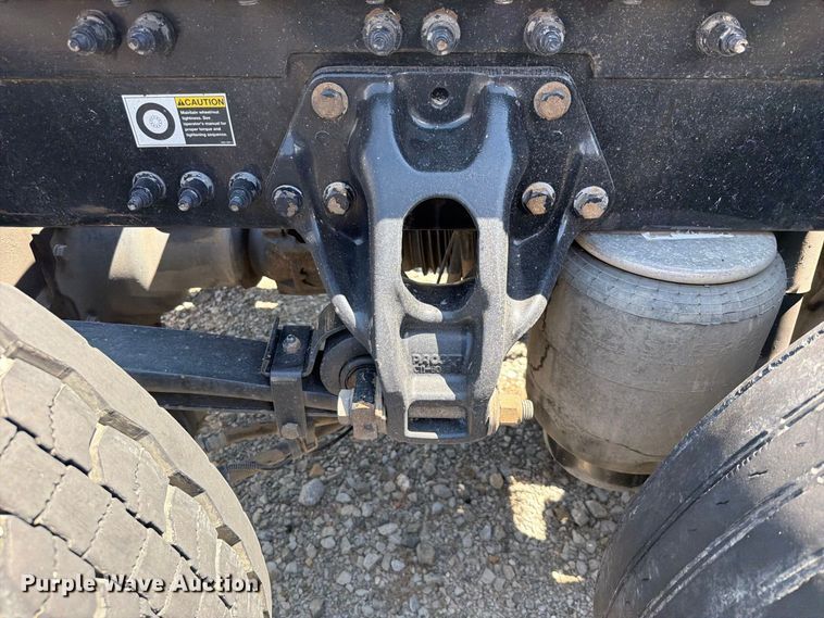 image for item FK5066 2020 Kenworth T680 semi truck
