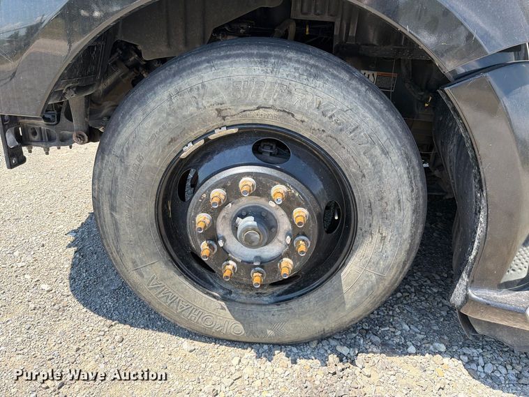 image for item FK5066 2020 Kenworth T680 semi truck