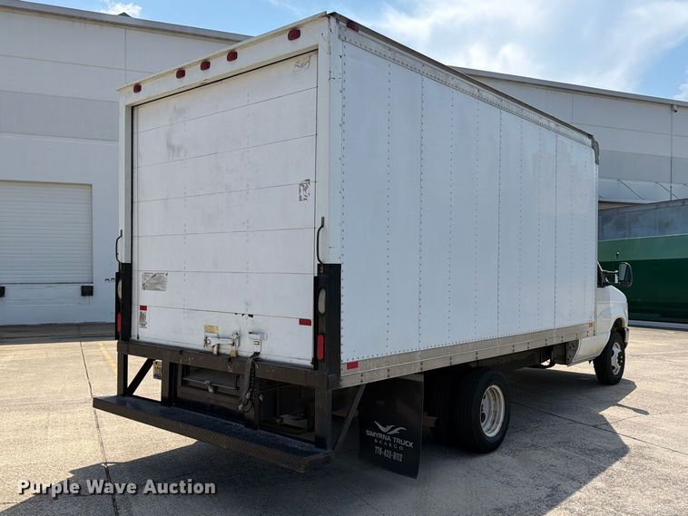 image for item FN2049 2011 Ford E350 box truck