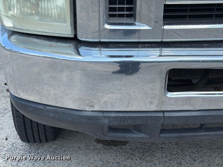 image for item FN2049 2011 Ford E350 box truck