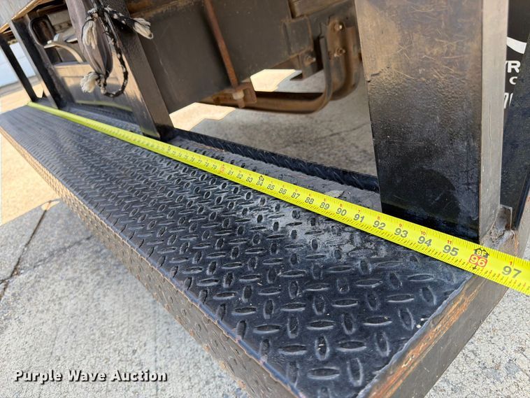 image for item FN2049 2011 Ford E350 box truck