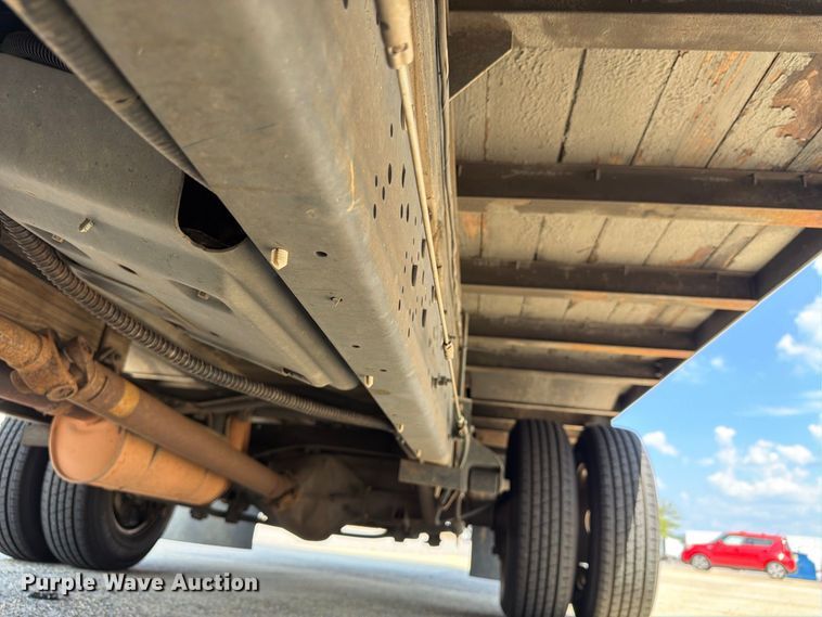 image for item FN2049 2011 Ford E350 box truck