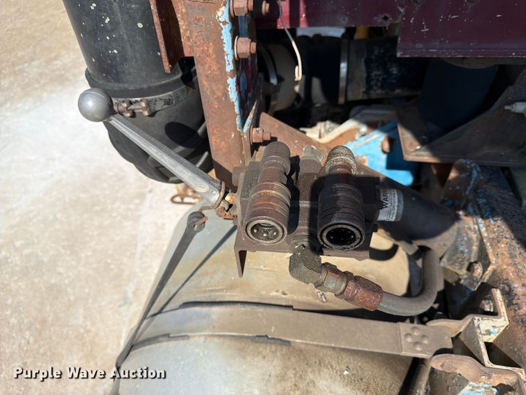 image for item FN2557 1973 Kenworth semi truck