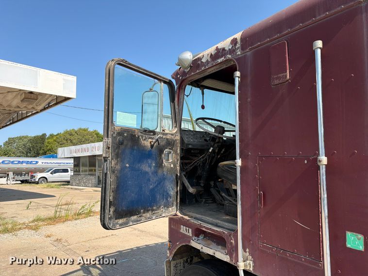 image for item FN2557 1973 Kenworth semi truck