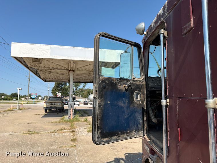 image for item FN2557 1973 Kenworth semi truck