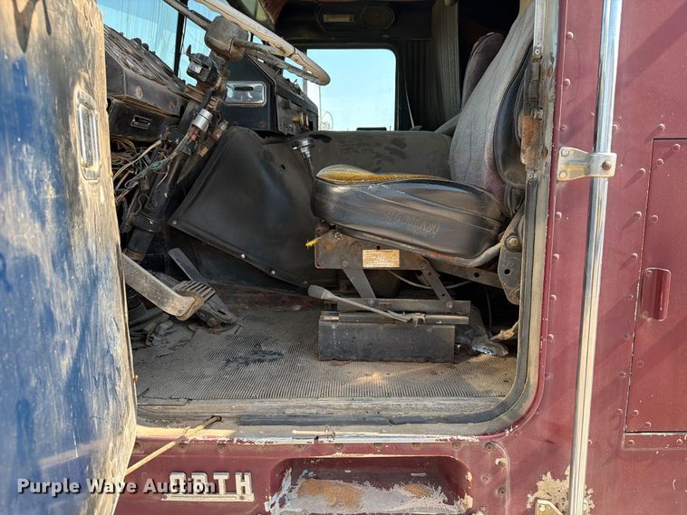 image for item FN2557 1973 Kenworth semi truck