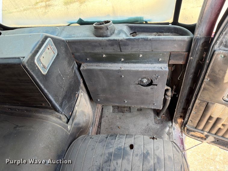 image for item FN2557 1973 Kenworth semi truck