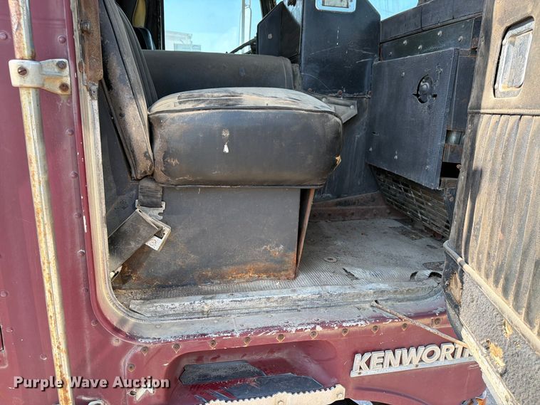 image for item FN2557 1973 Kenworth semi truck
