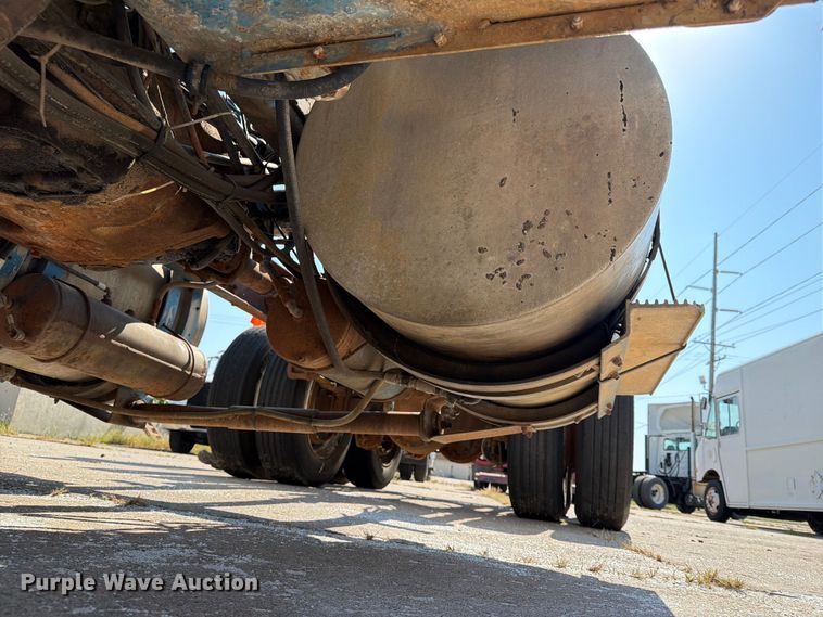 image for item FN2557 1973 Kenworth semi truck