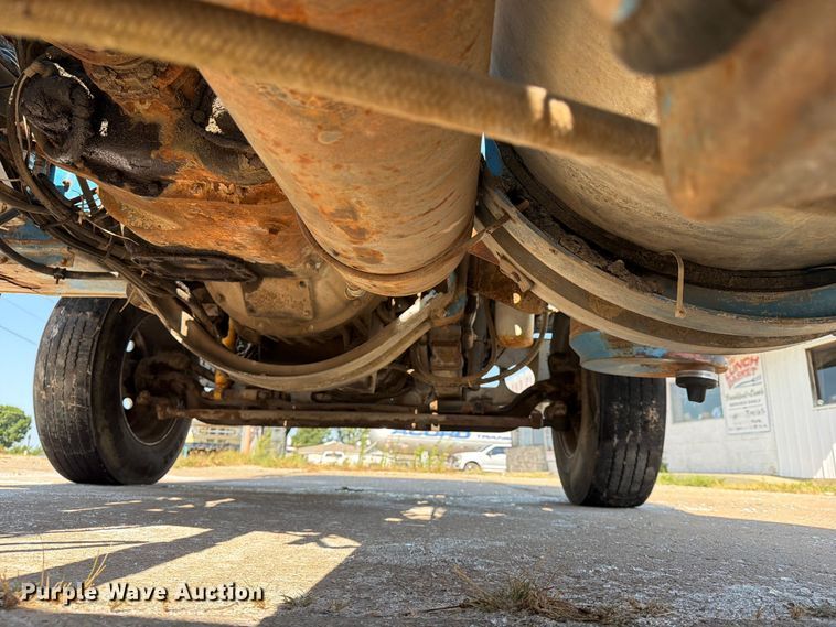 image for item FN2557 1973 Kenworth semi truck