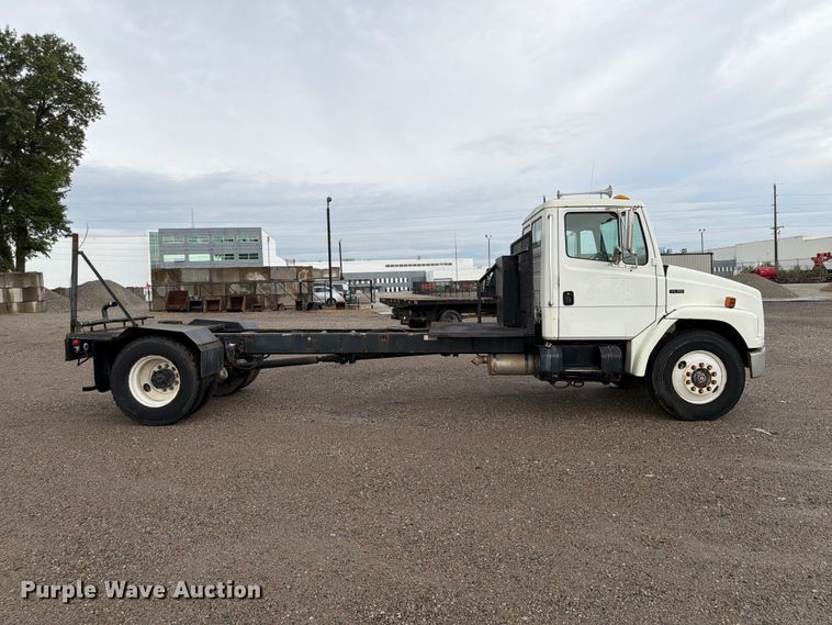 image for item FP3080 1998 Freightliner FL70 truck cab and chassis
