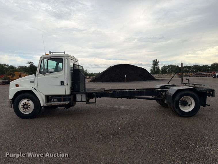 image for item FP3080 1998 Freightliner FL70 truck cab and chassis