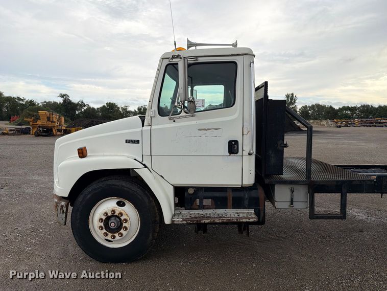 image for item FP3080 1998 Freightliner FL70 truck cab and chassis