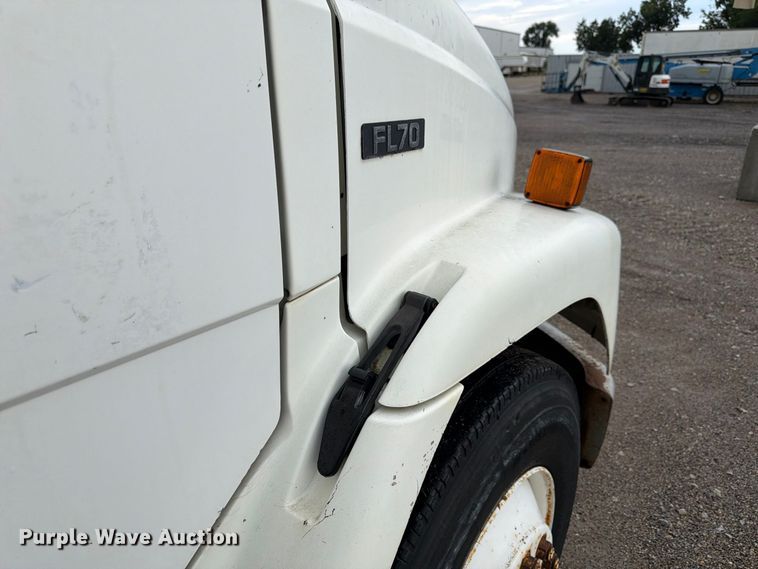 image for item FP3080 1998 Freightliner FL70 truck cab and chassis