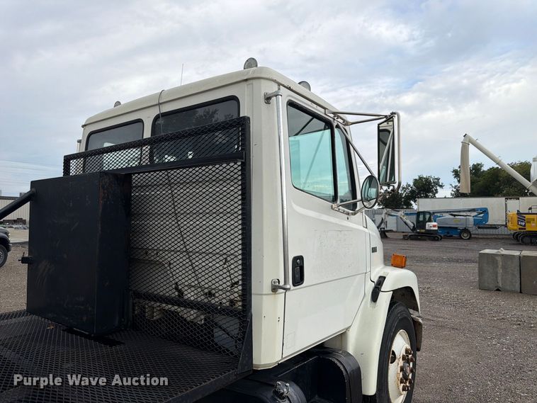 image for item FP3080 1998 Freightliner FL70 truck cab and chassis