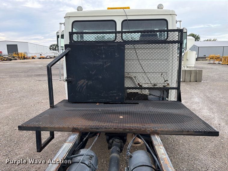 image for item FP3080 1998 Freightliner FL70 truck cab and chassis