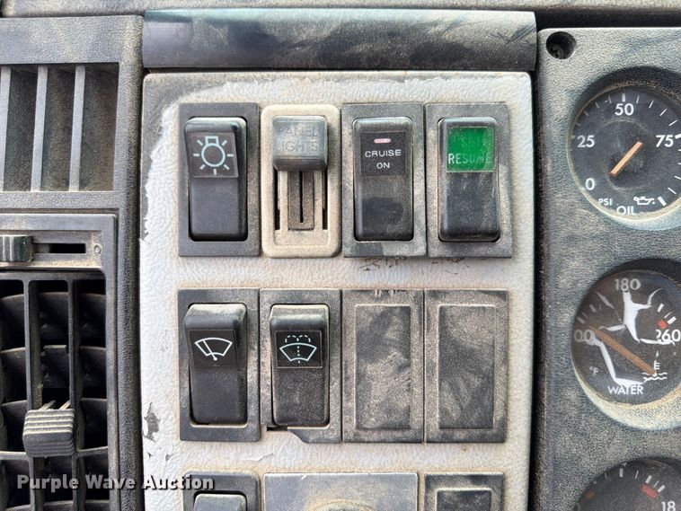 image for item FP3080 1998 Freightliner FL70 truck cab and chassis