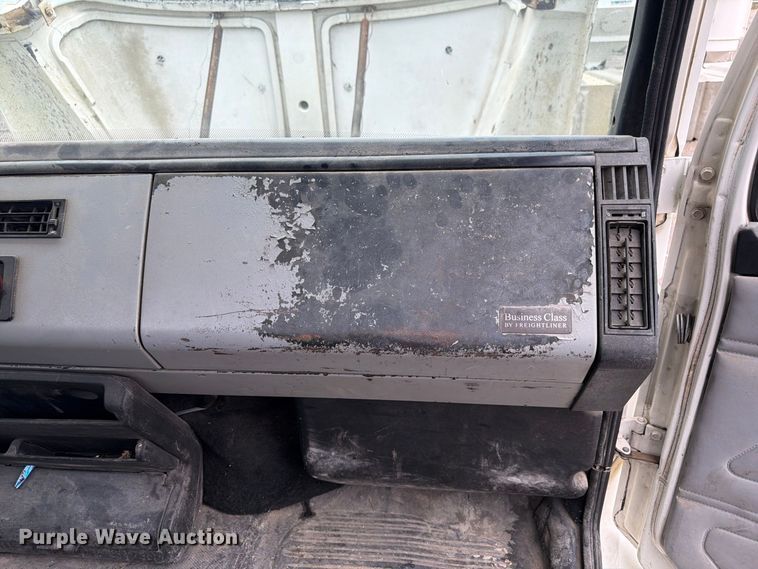 image for item FP3080 1998 Freightliner FL70 truck cab and chassis