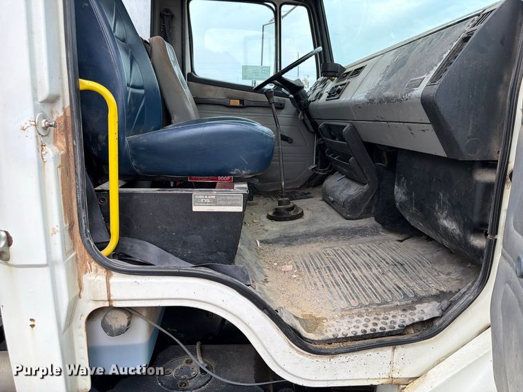 image for item FP3080 1998 Freightliner FL70 truck cab and chassis