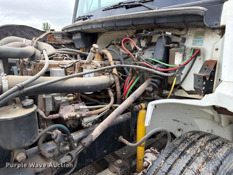 image for item FP3080 1998 Freightliner FL70 truck cab and chassis