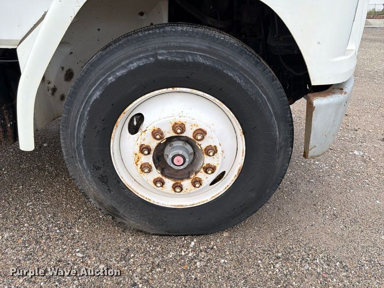image for item FP3080 1998 Freightliner FL70 truck cab and chassis