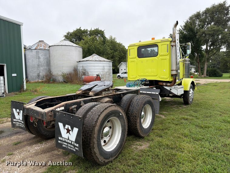image for item FP3103 2005 Western Star 4900FA semi truck