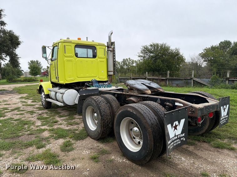 image for item FP3103 2005 Western Star 4900FA semi truck